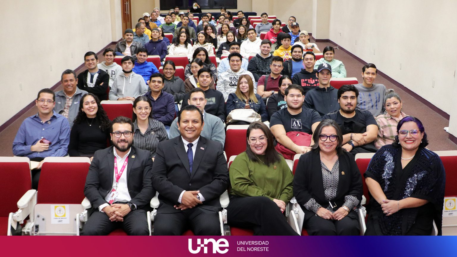 Reconoce el Área de Ingenierías y Ciencias Químicas a mejores Egresados ...