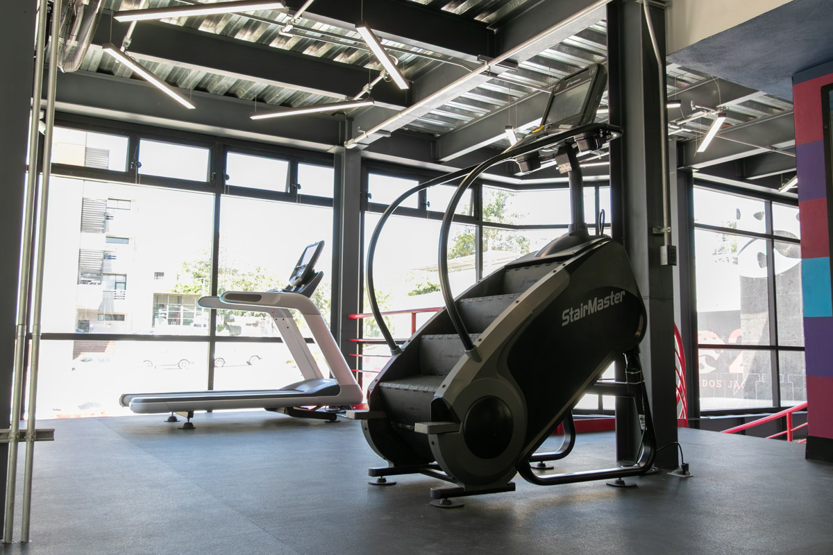 Inauguración Gimnasio UNE 2025