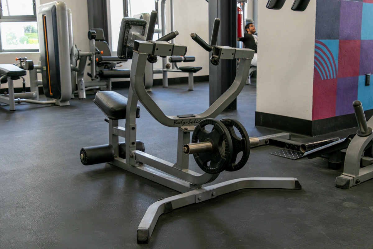 Inauguración Gimnasio UNE 2025