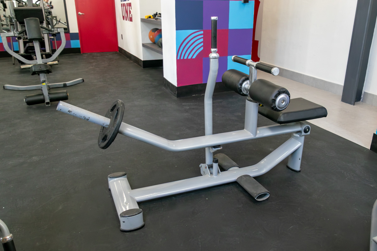 Inauguración Gimnasio UNE 2025