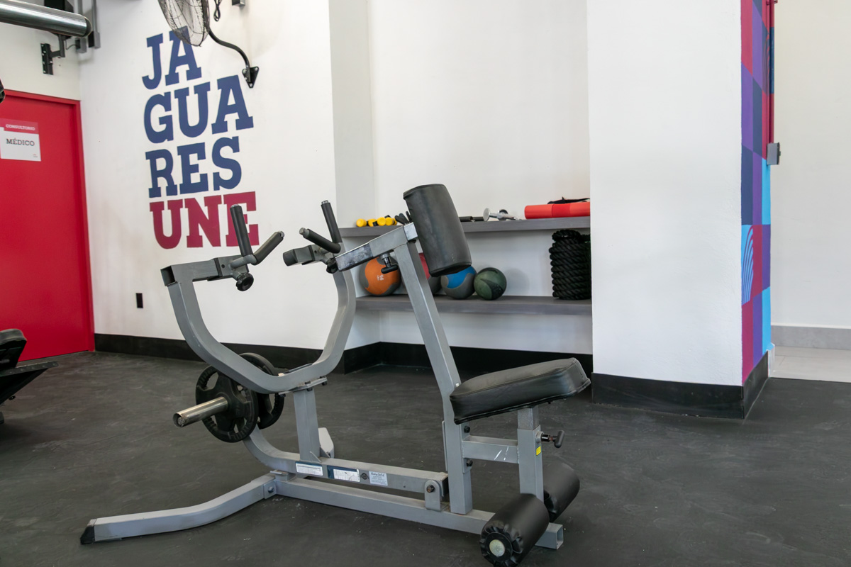 Inauguración Gimnasio UNE 2025